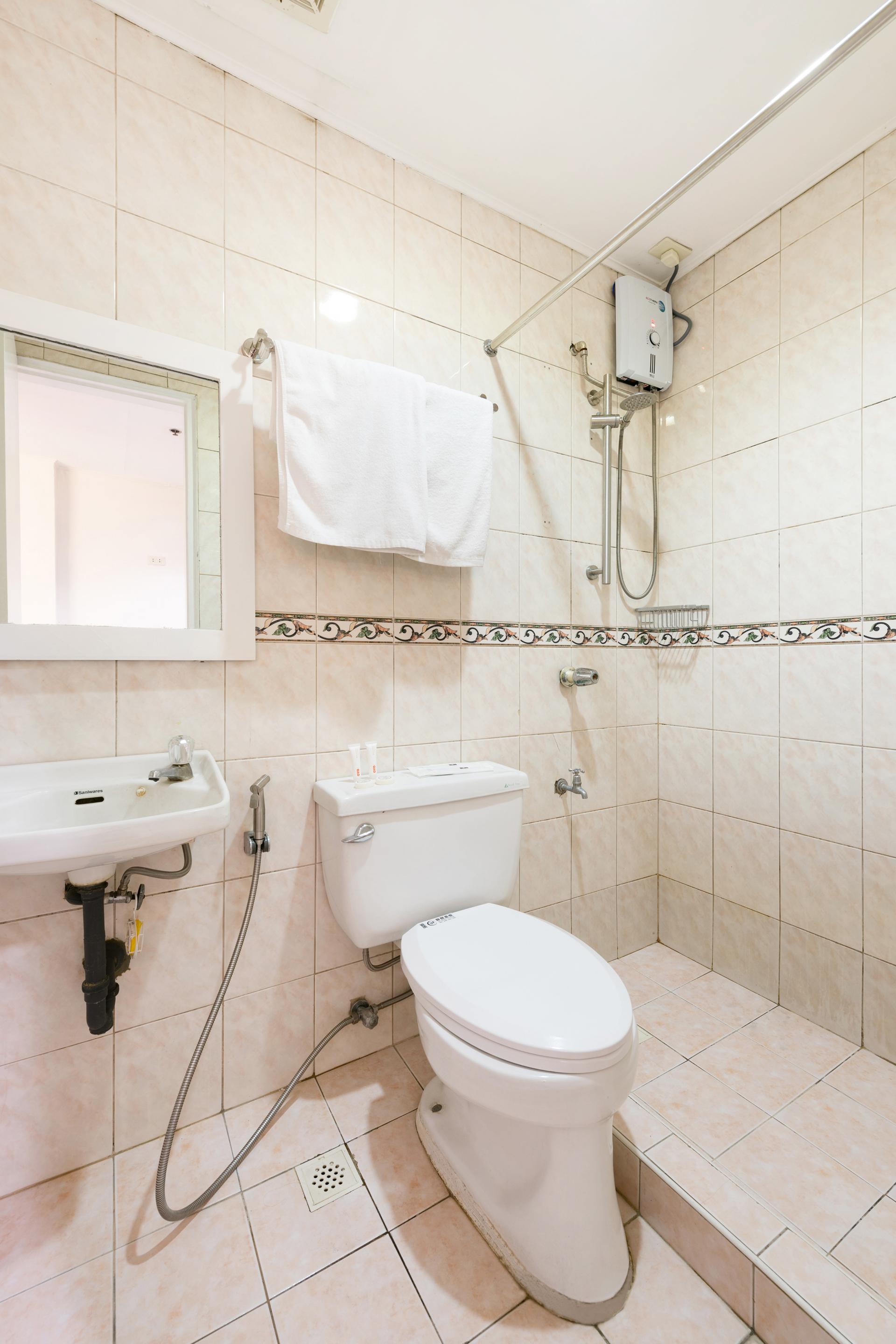 Oyo 115 Northridge Mansions Ξενοδοχείο Quezon City Εξωτερικό φωτογραφία