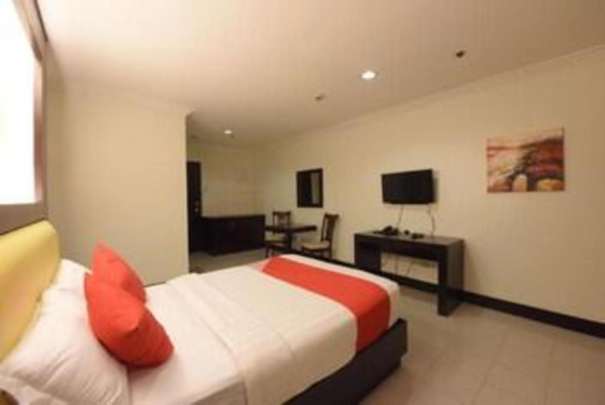 Oyo 115 Northridge Mansions Ξενοδοχείο Quezon City Εξωτερικό φωτογραφία