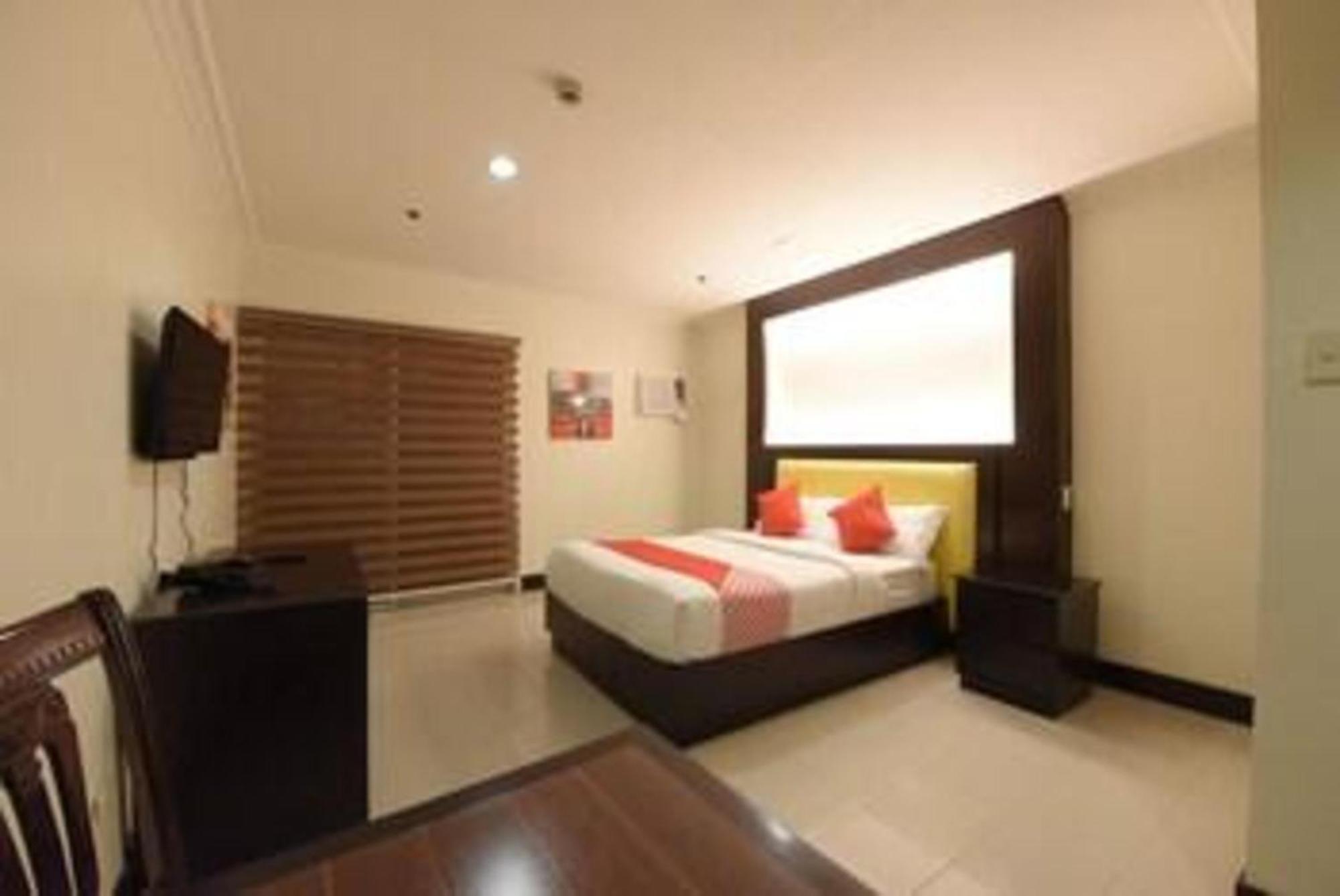 Oyo 115 Northridge Mansions Ξενοδοχείο Quezon City Εξωτερικό φωτογραφία