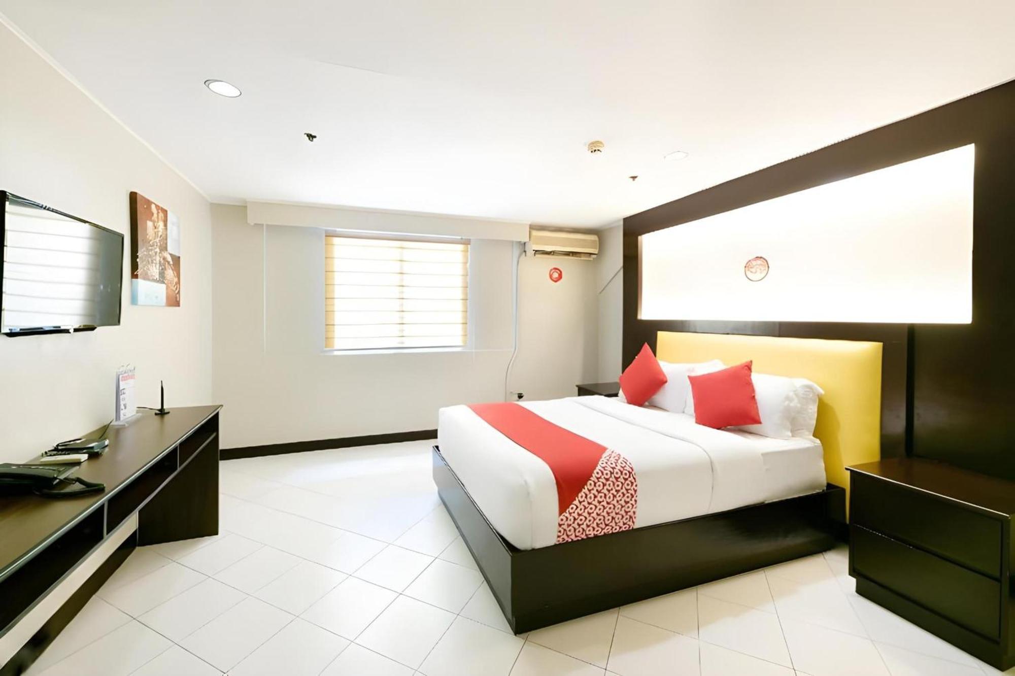 Oyo 115 Northridge Mansions Ξενοδοχείο Quezon City Εξωτερικό φωτογραφία