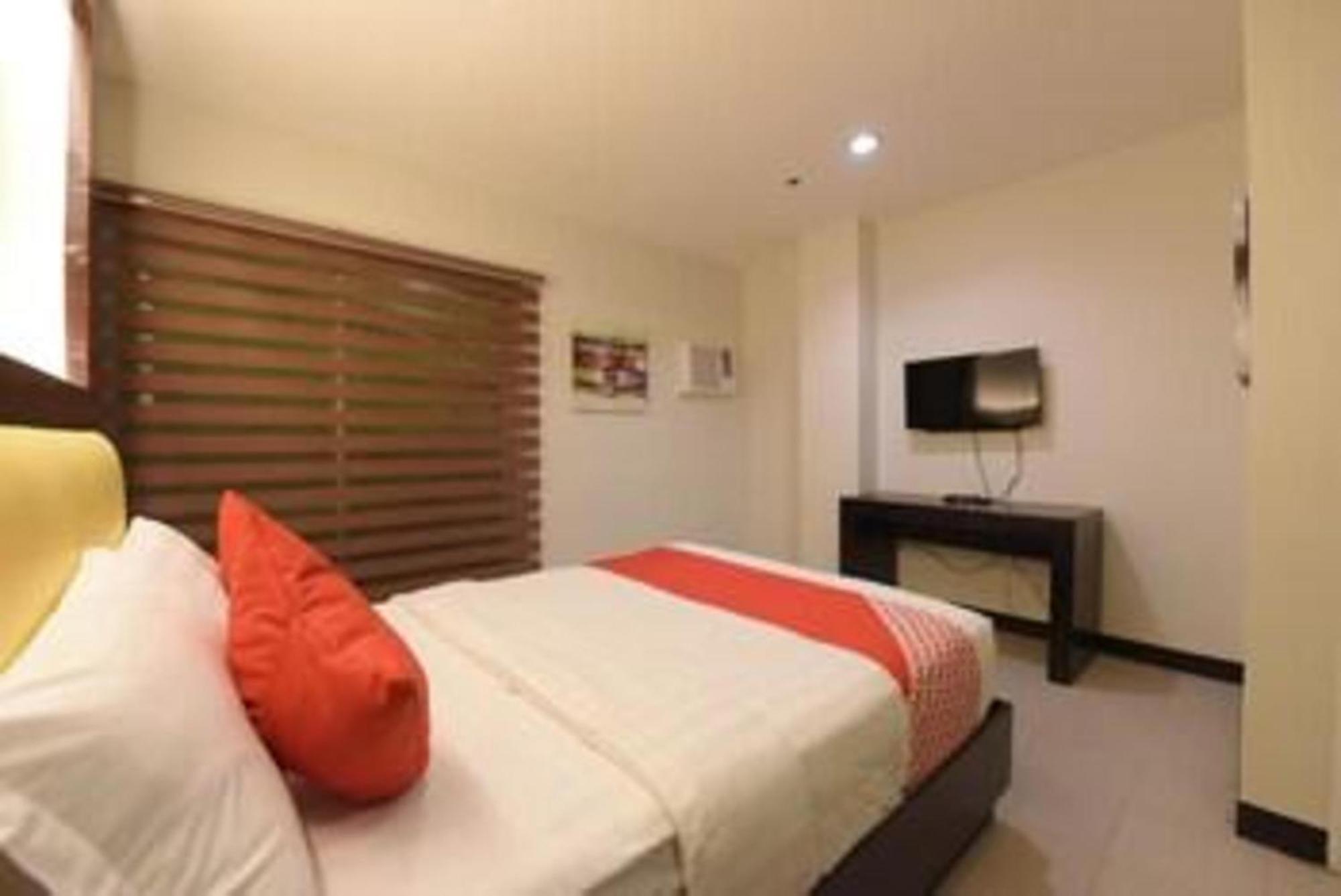Oyo 115 Northridge Mansions Ξενοδοχείο Quezon City Εξωτερικό φωτογραφία